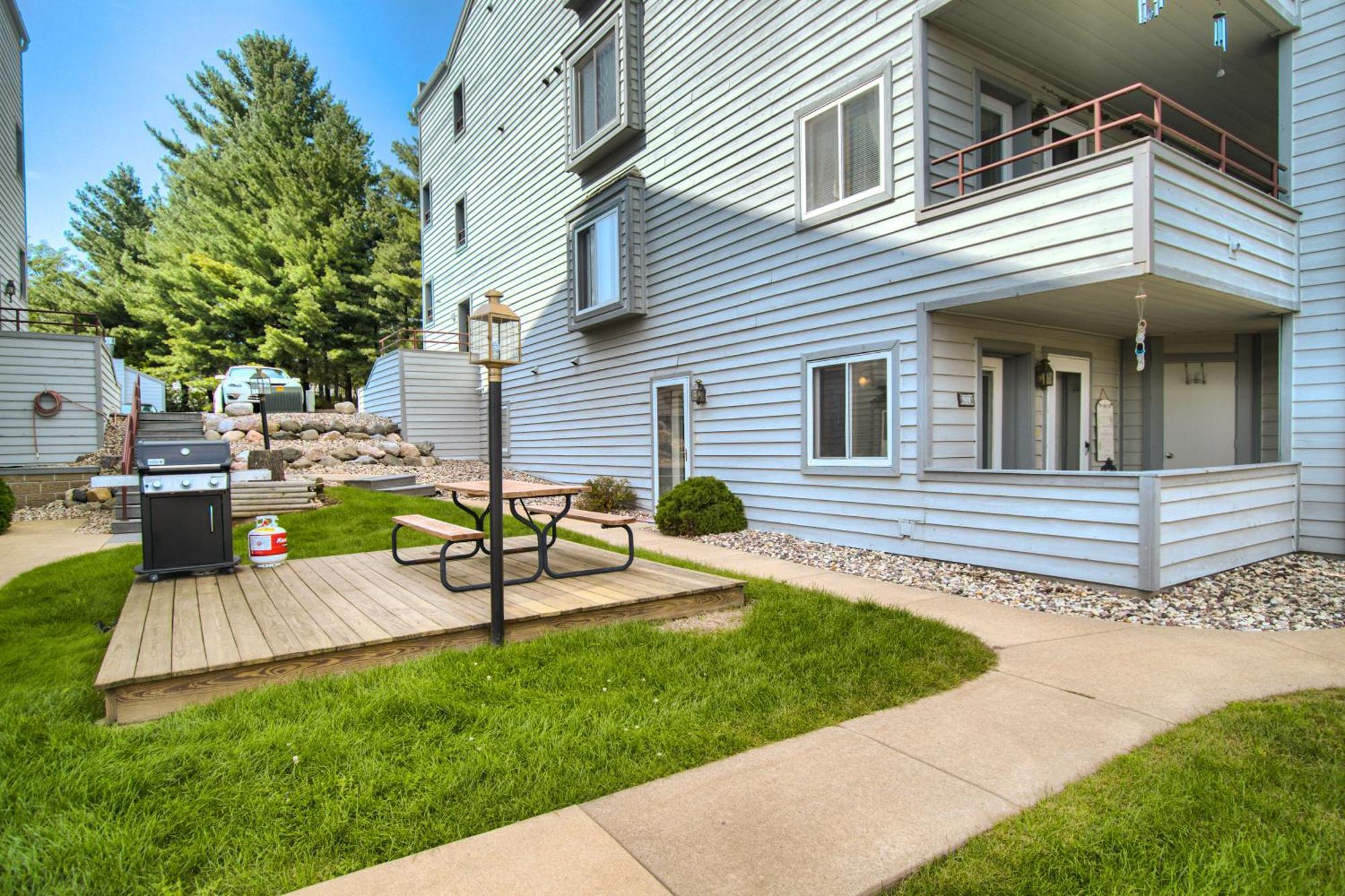 Lighthouse Cove Condo Resort Wisconsin Dells Room photo